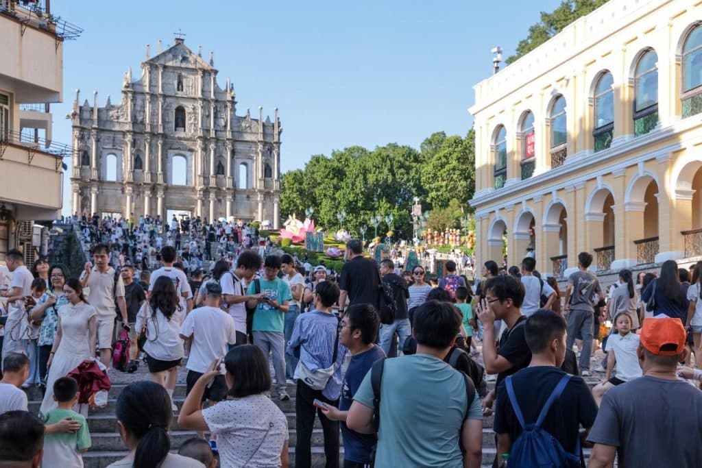 Macau Golden Week hotel occupancy rises to 91.3% while room rates soften