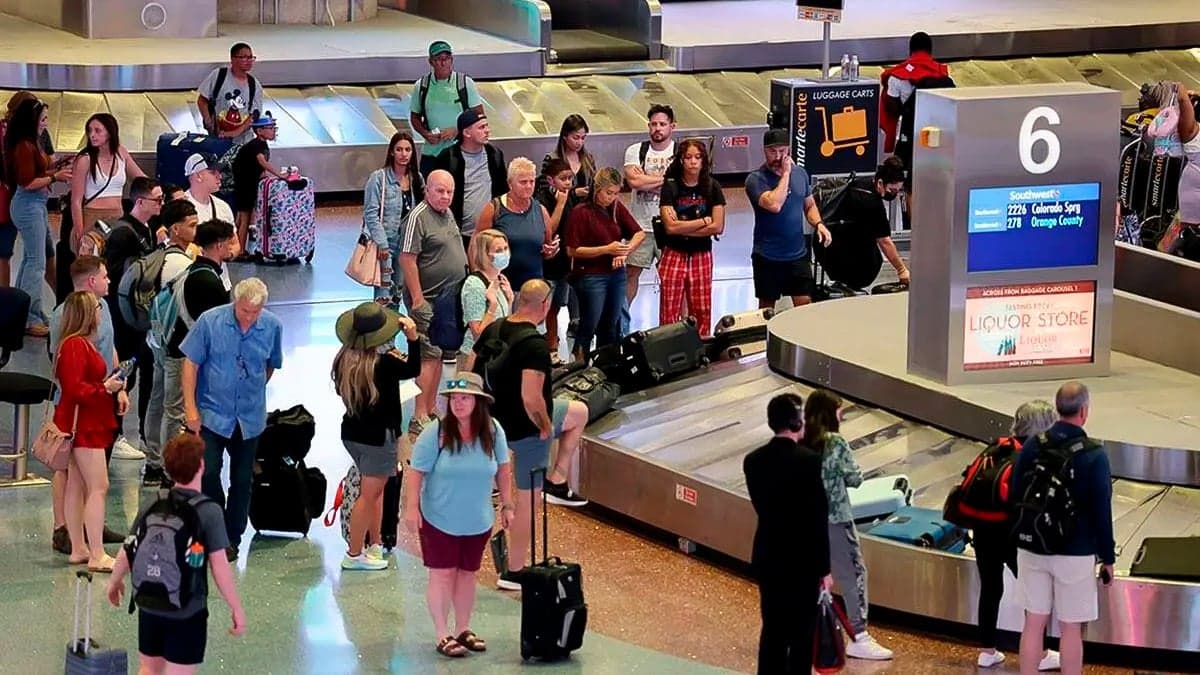 Las Vegas visitation falls 4.3% in August despite lowest hotel rates of 2026