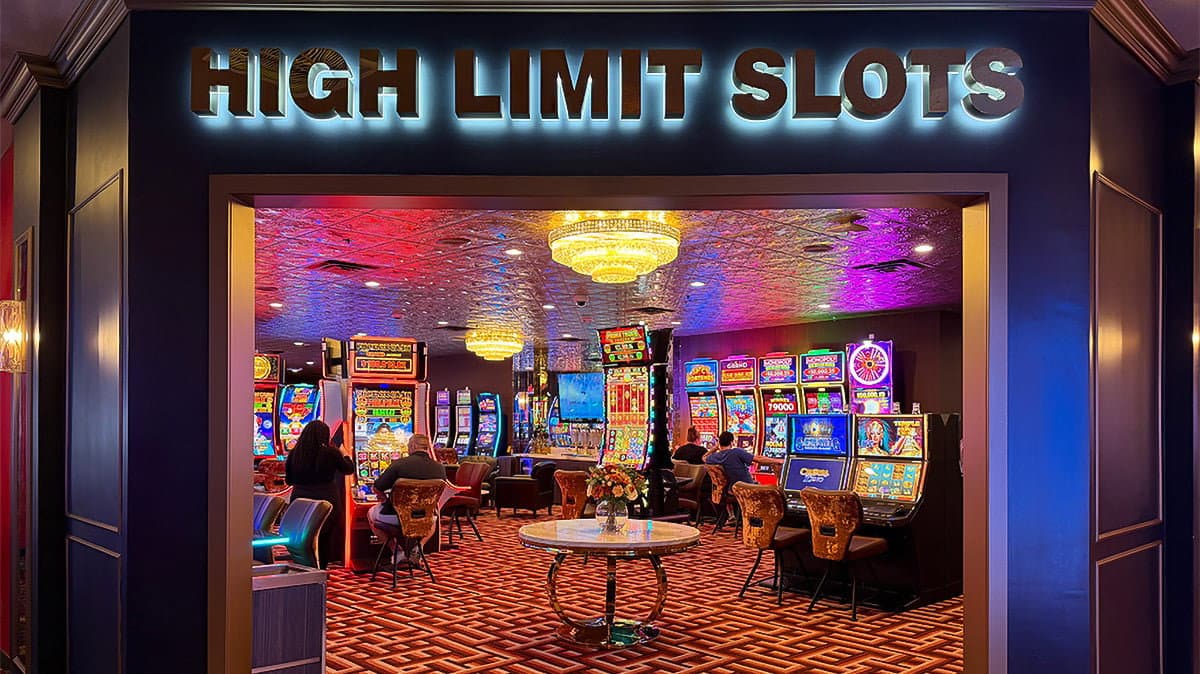 Plaza Hotel & Casino opens high-limit slots room in Downtown Las Vegas