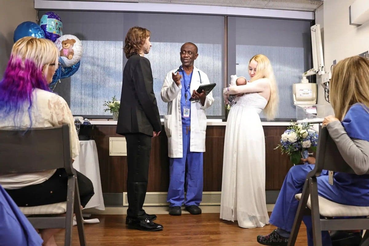 Couple Marries at Las Vegas Hospital When Baby Arrives Early