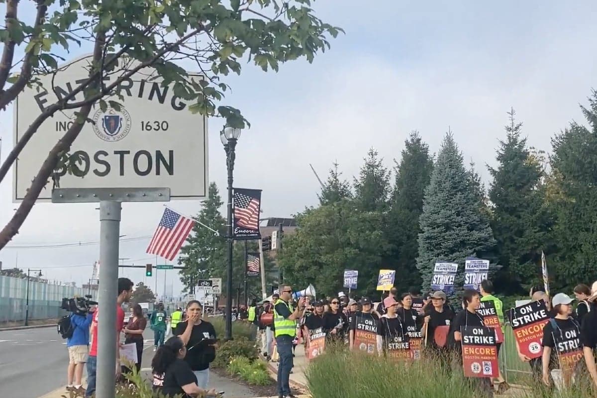 Encore Boston Harbor Unions Strike After Contract Talks Reach Boiling Point